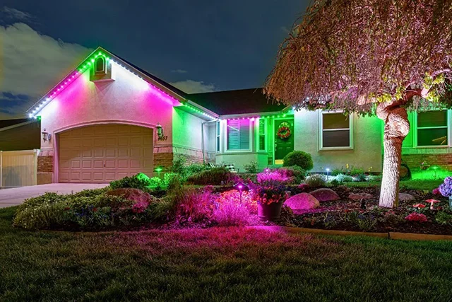 Residential landscape with multiple color zones